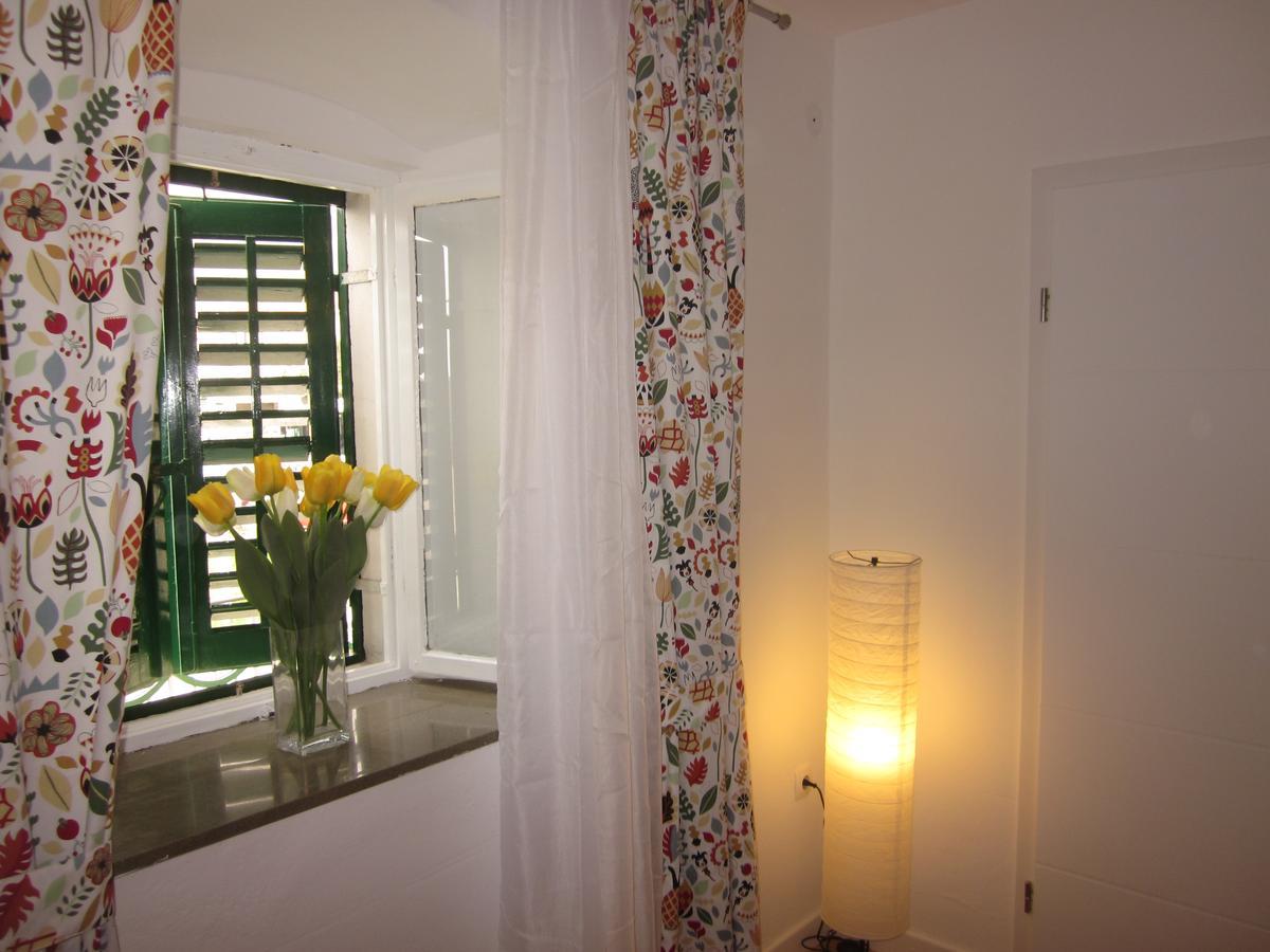 Apartment On The Square Makarska Exterior foto