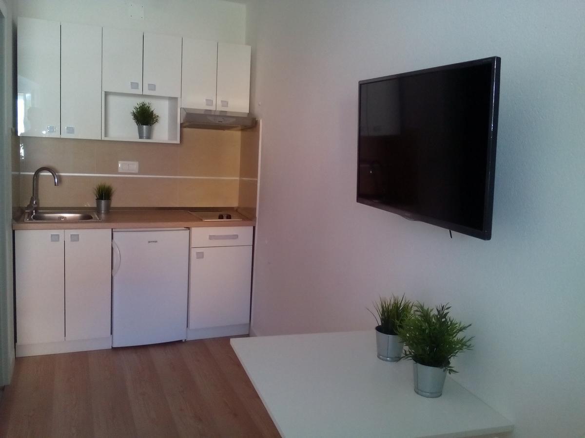 Apartment On The Square Makarska Exterior foto