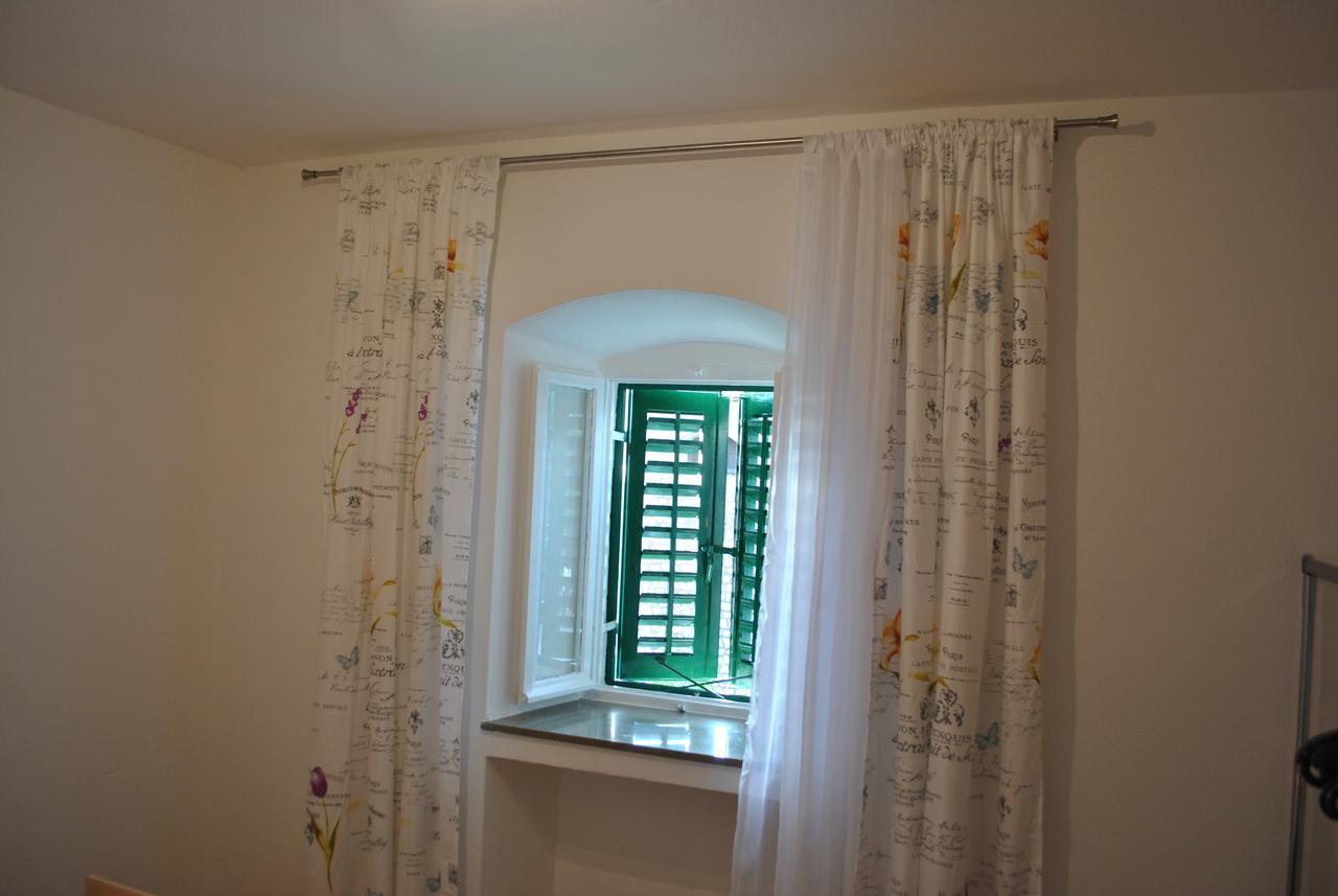 Apartment On The Square Makarska Exterior foto