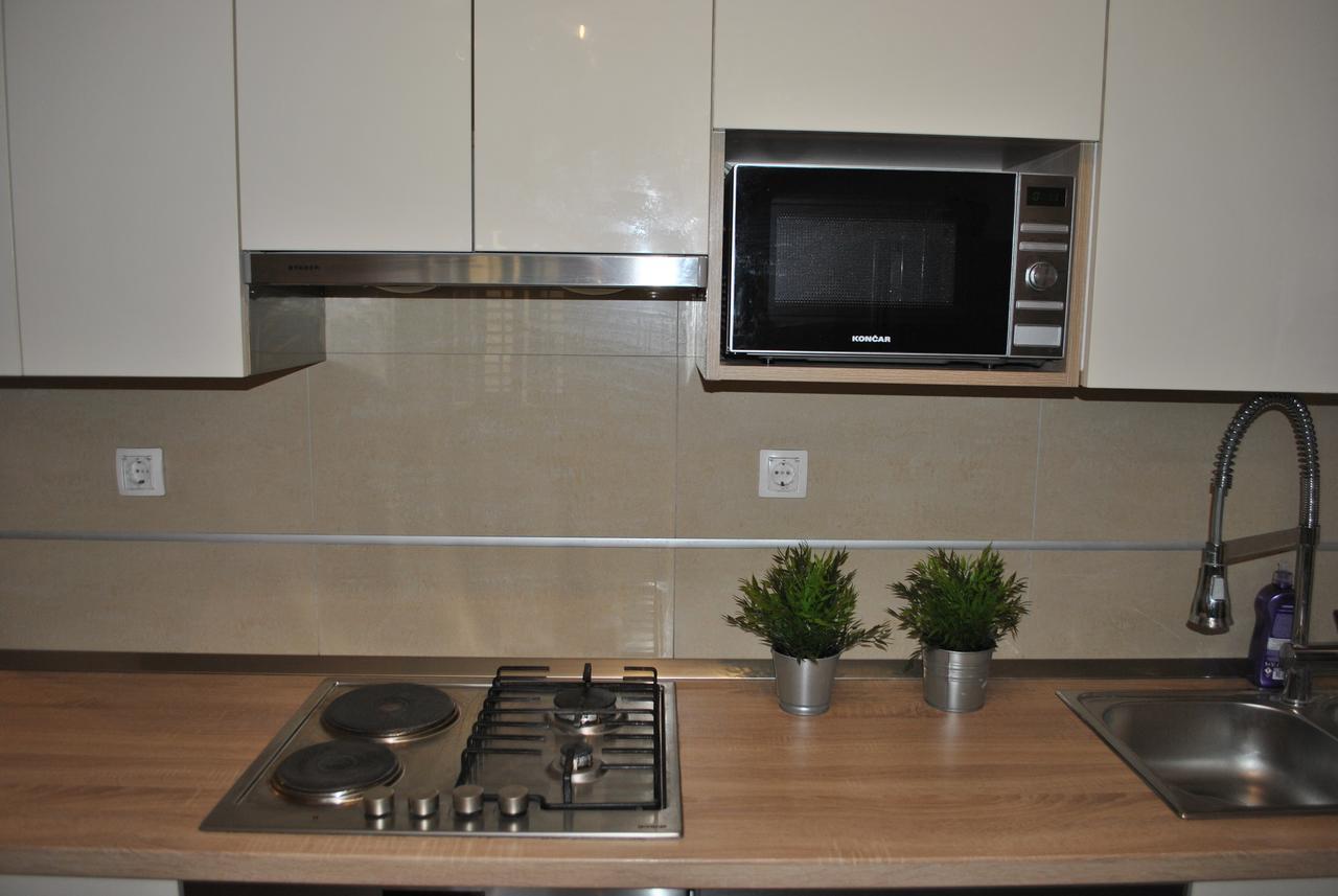 Apartment On The Square Makarska Exterior foto