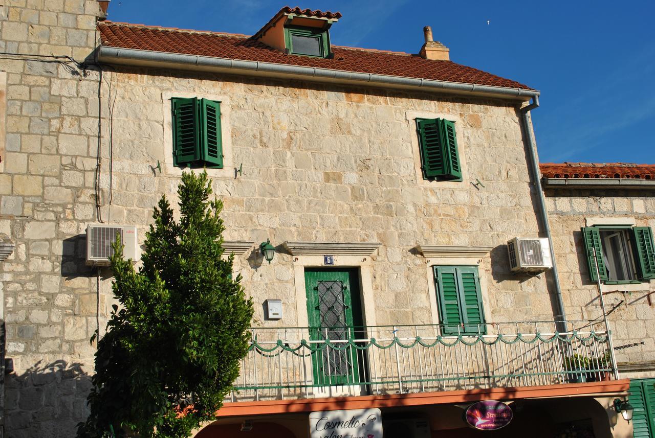 Apartment On The Square Makarska Exterior foto