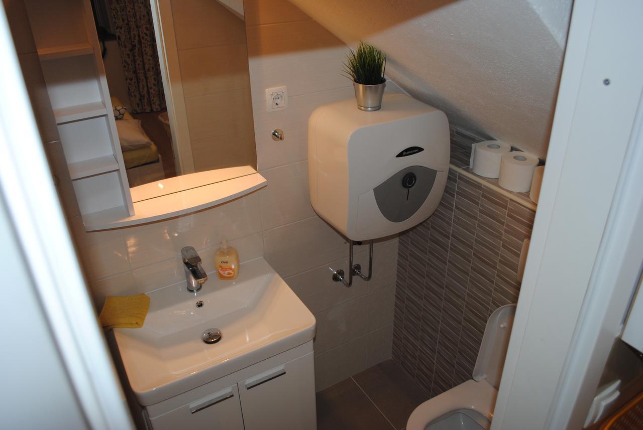 Apartment On The Square Makarska Exterior foto